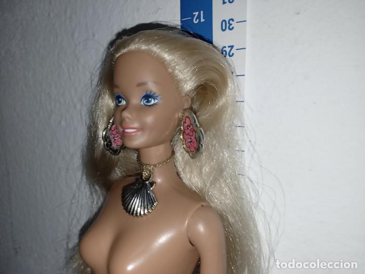 Barbie y Ken: Mu&ntilde;eca barbie tropical splash - Foto 3