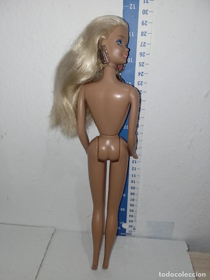 Barbie y Ken: Mu&ntilde;eca barbie tropical splash - Foto 10