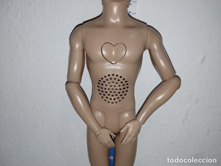 Barbie y Ken: Mu&ntilde;eco ken articulado - Foto 2