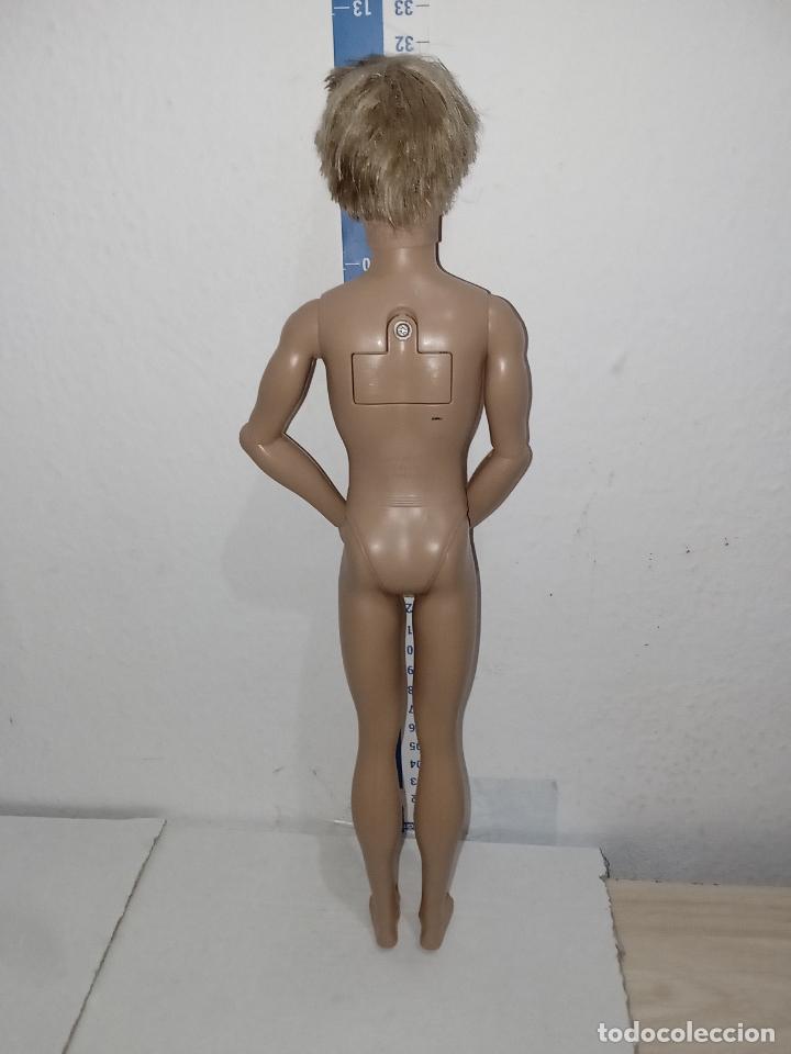 Barbie y Ken: Mu&ntilde;eco ken articulado - Foto 6