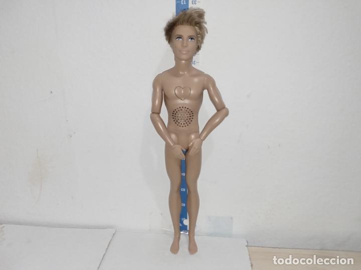 Barbie y Ken: Mu&ntilde;eco ken articulado - Foto 7