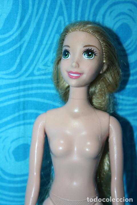 Barbie y Ken: MU&Ntilde;ECA PRINCESA RAPUNZEL DISNEY MATTEL 2009 - Foto 1
