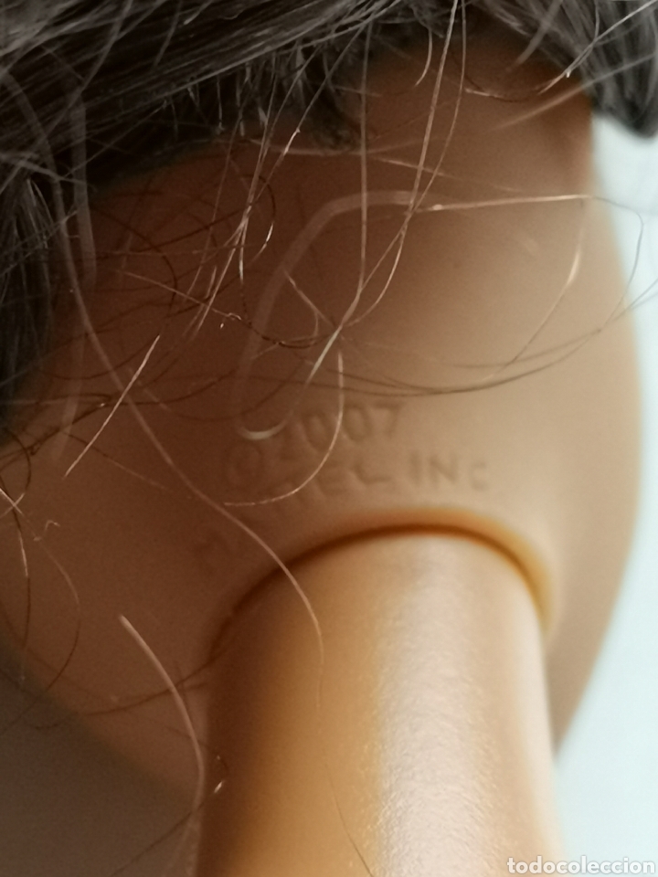 Barbie y Ken: Mu&ntilde;eca Barbie de Mattel del 2001, y 2007 en el cuello - Foto 4