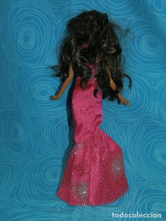 Barbie y Ken: MU&Ntilde;ECA BARBIE MATTEL MULATA 2001 - Foto 3