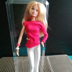 Barbie e Ken: BARBIE 2003 EN EXPOSITOR. Lote 224158380
