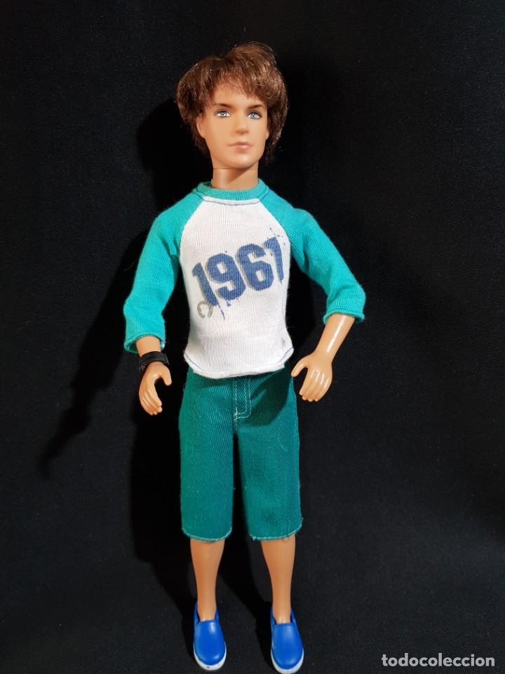 Barbie y Ken: MU&Ntilde;ECO Troy high school musical . - Foto 1