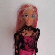 Barbie y Ken: BARBIE COM VESTIDO DE NOCHE DE GALLA SELADA MATTEL INC 1976 NO CUERPO ES MATTEL 1966 MAD CHINA