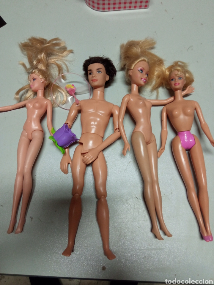 Barbie y Ken: Lote 3 Barbies y un Ken. - Foto 1