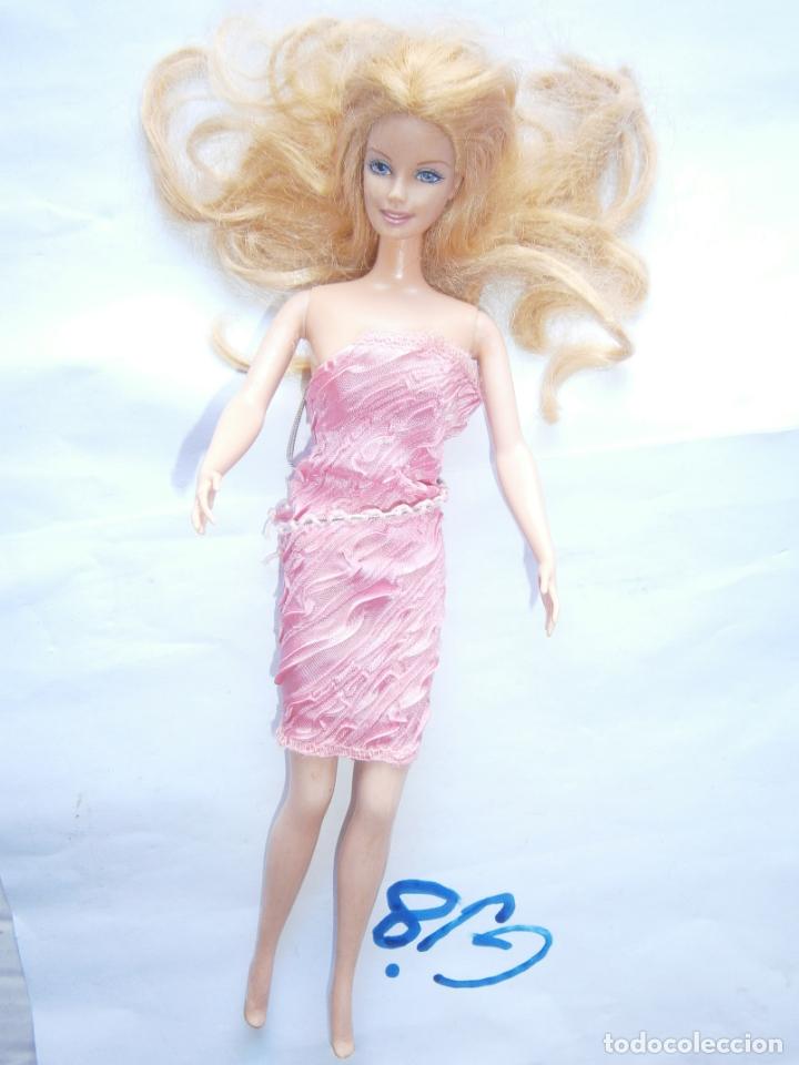 Barbie y Ken: --- BARBIE CON ROPA --- - Foto 1