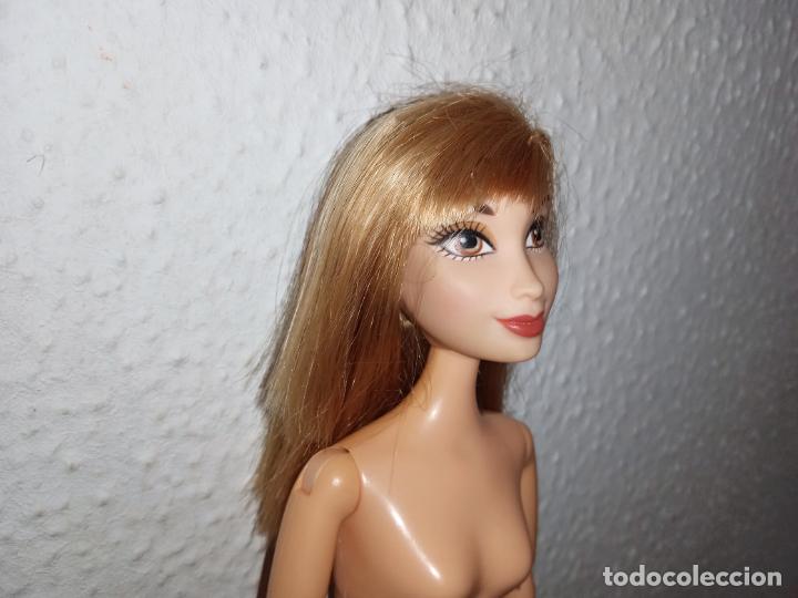 Barbie y Ken: Mu&ntilde;eca barbie flavas - Foto 2