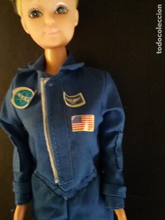 Barbie y Ken: MU&Ntilde;ECA TIPO BARBIE DE LA NASA - Foto 4