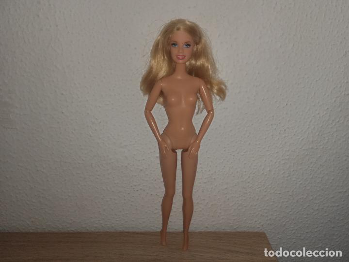 Barbie y Ken: Mu&ntilde;eca Barbie articulada - Foto 4