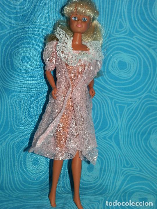 Barbie y Ken: MU&Ntilde;ECA PETRA TIPO BARBIE - Foto 8