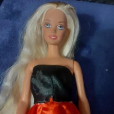 Barbie y Ken: MUÑECA BARBIE DE LOS AÑOS 90