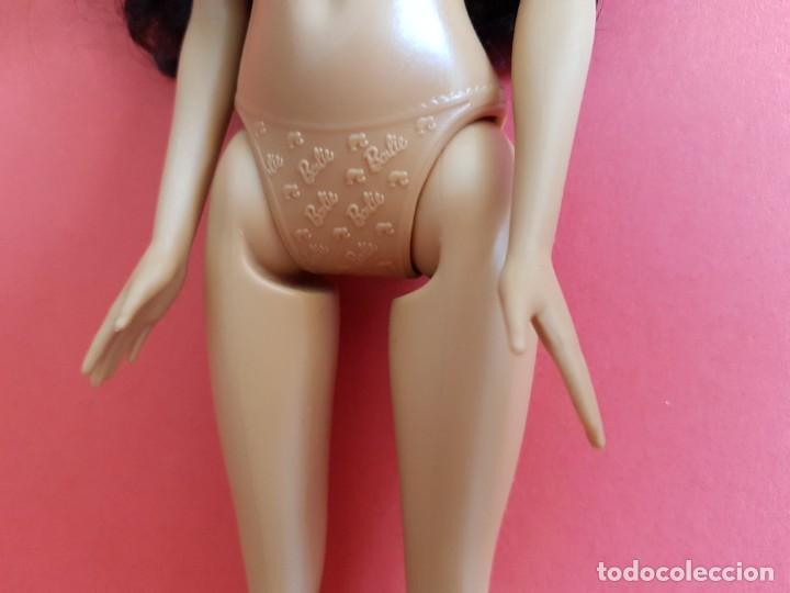 Barbie y Ken: Barbie negra desnuda - Foto 3
