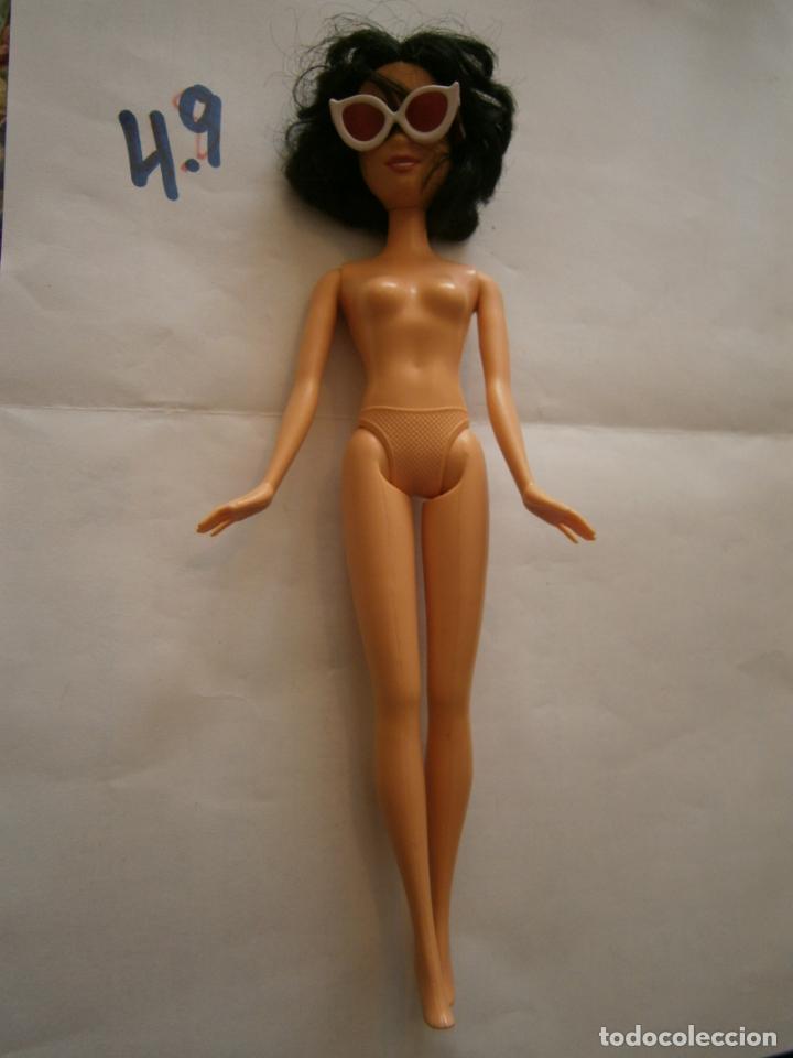 Barbie y Ken: ANTIGUA MU&Ntilde;ECA CON GAFAS - Foto 1