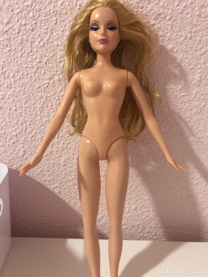 Barbie y Ken: Barbie princesa con su vestido - Foto 3