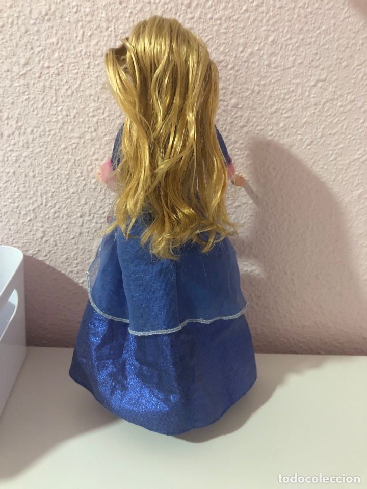 Barbie y Ken: Barbie princesa con su vestido - Foto 6