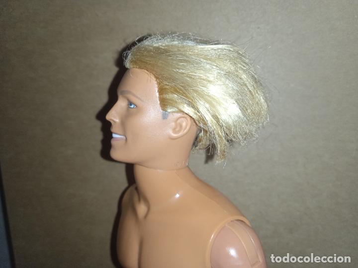 Barbie y Ken: Mu&ntilde;eco ken rubio - Foto 4
