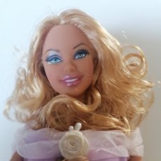 Barbie y Ken: 5. MUÑECA BARBIE RUBIA VESTIDO FIESTA LILA FUCSIA MORADO DRESS DOLL BARBYE BARBI ALFREEDOM. Lote 288961203