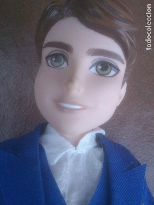 Barbie y Ken: Mu&ntilde;eco disney hasbro 2014 - Foto 4
