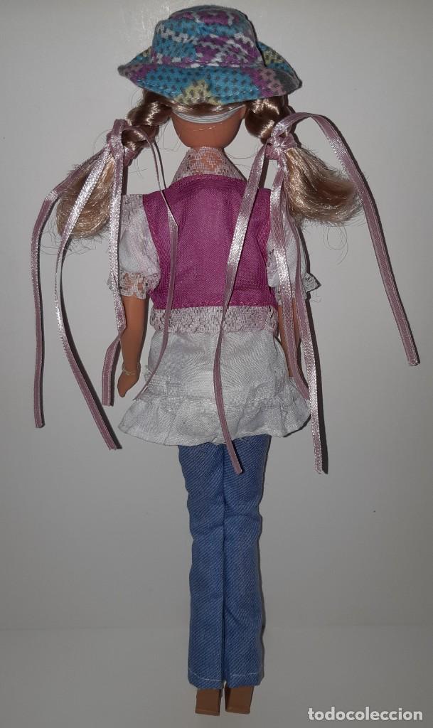 Barbie y Ken: MU&Ntilde;ECA TIPO BARBIE PATITO FEO - Foto 3