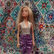Barbie y Ken: BARBIE FASHIONISTA. Lote 298094893