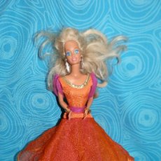 Barbie y Ken: MUÑECA BARBIE MATTEL, 1976 EN NUCA. Lote 298199713