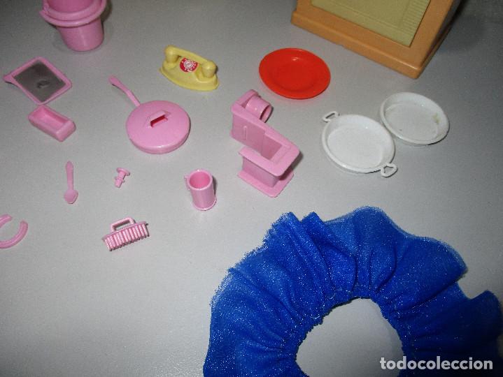 Barbie y Ken: Horno, nevera, accesorios, complementos para mu&ntilde;eca Barbie, Mattel - Foto 3