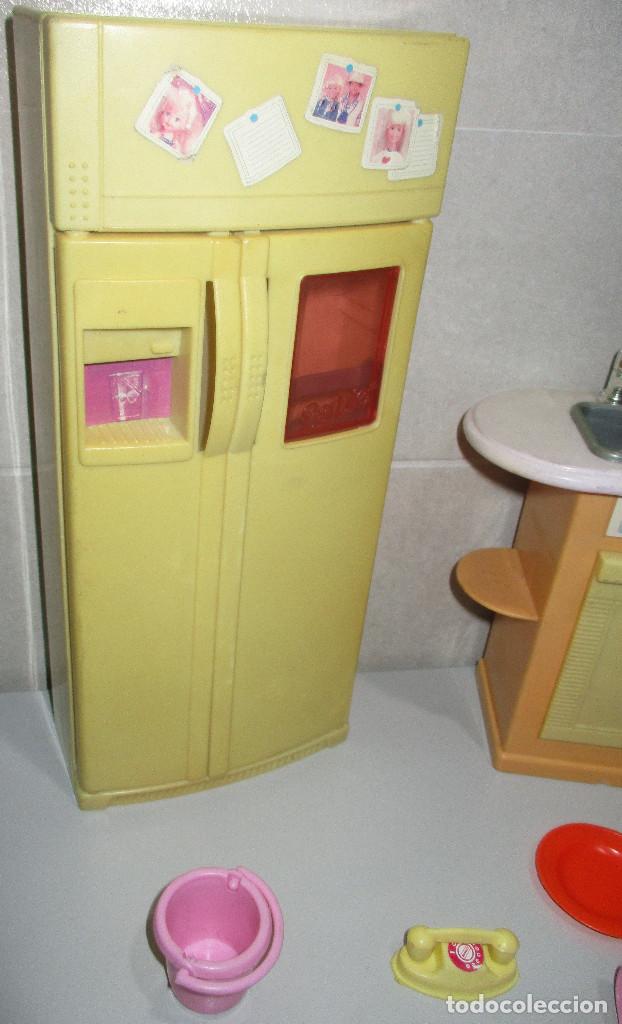 Barbie y Ken: Horno, nevera, accesorios, complementos para mu&ntilde;eca Barbie, Mattel - Foto 4