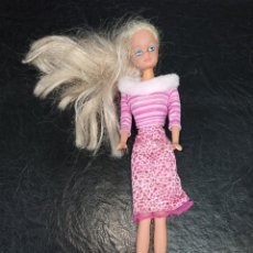 Barbie y Ken: ANTIGUA MUÑECA BARBIE. SIMBA C13