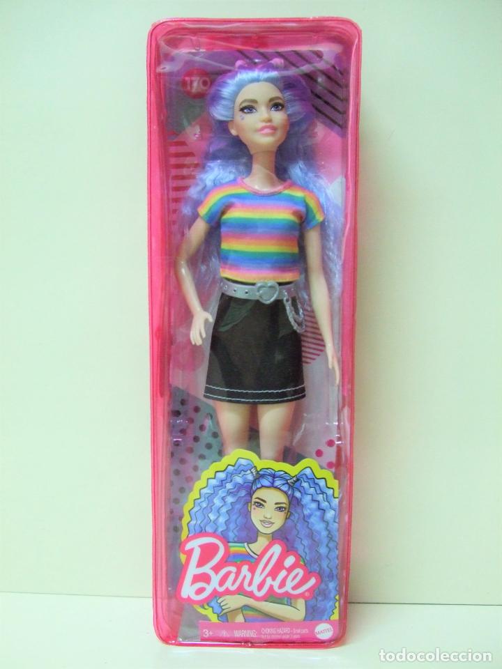 Muñeca Barbie Fashionista 170 con cabello azul y Rainbow Top Nuevo Y Raro 2021 
