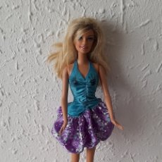 Barbie y Ken: MUÑECA BARBY COLECCIÓN 2009. VER FOTOGRAFÍAS Y DESCRIPCIÓN.. Lote 310980063