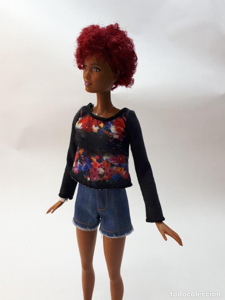 Barbie y Ken: Barbie 2011, Mattel. - Foto 2