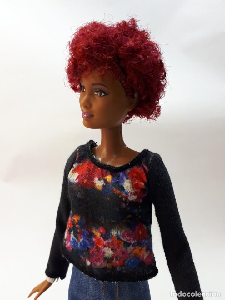 Barbie y Ken: Barbie 2011, Mattel. - Foto 3