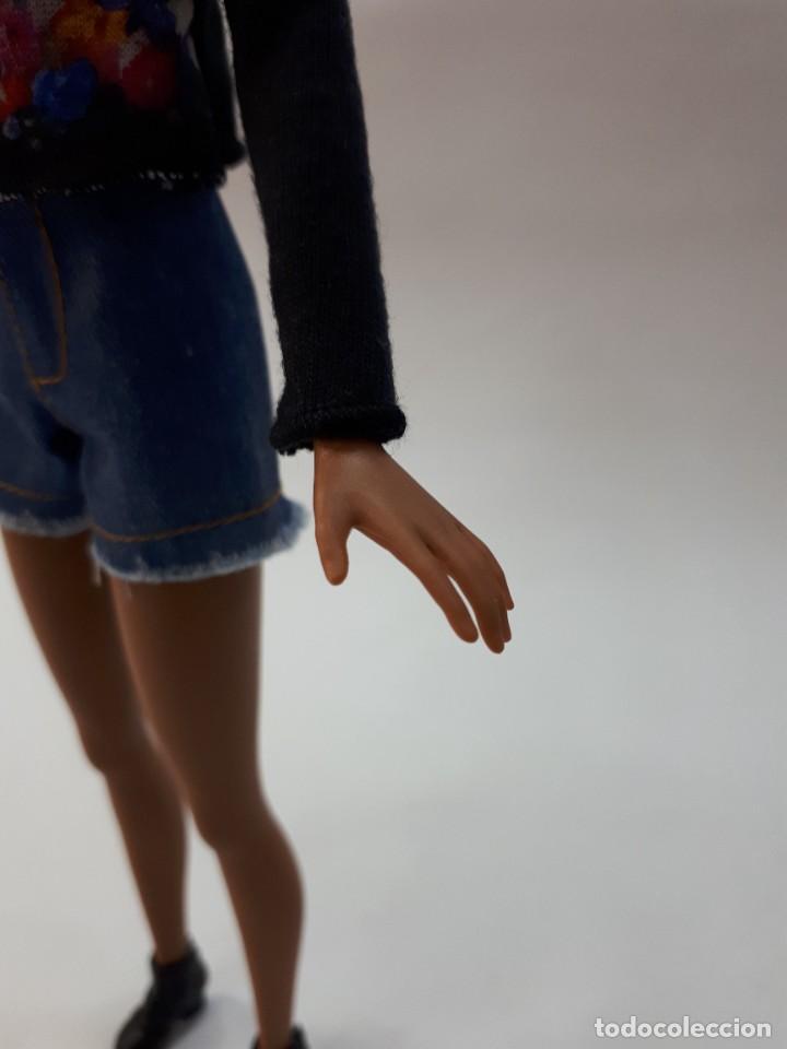 Barbie y Ken: Barbie 2011, Mattel. - Foto 7