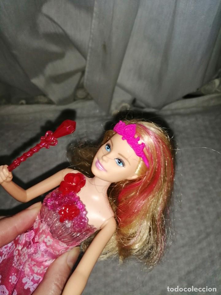 Barbie y Ken: Barbie con luz preciosa - Foto 6