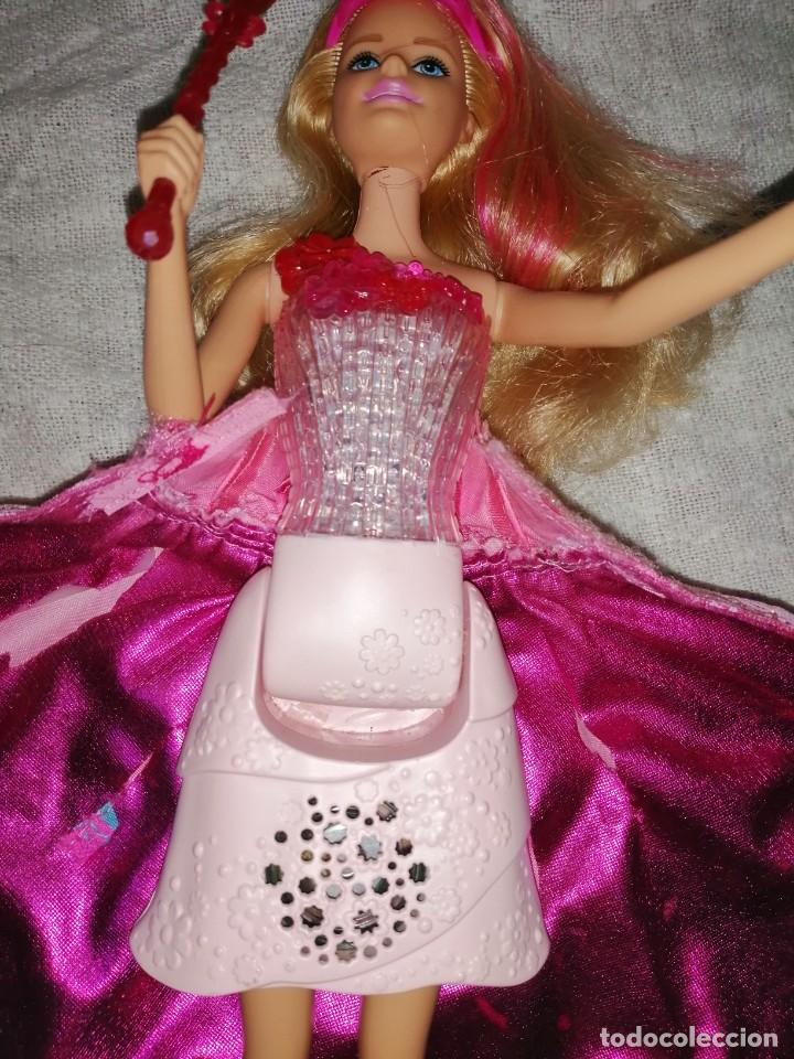 Barbie y Ken: Barbie con luz preciosa - Foto 10