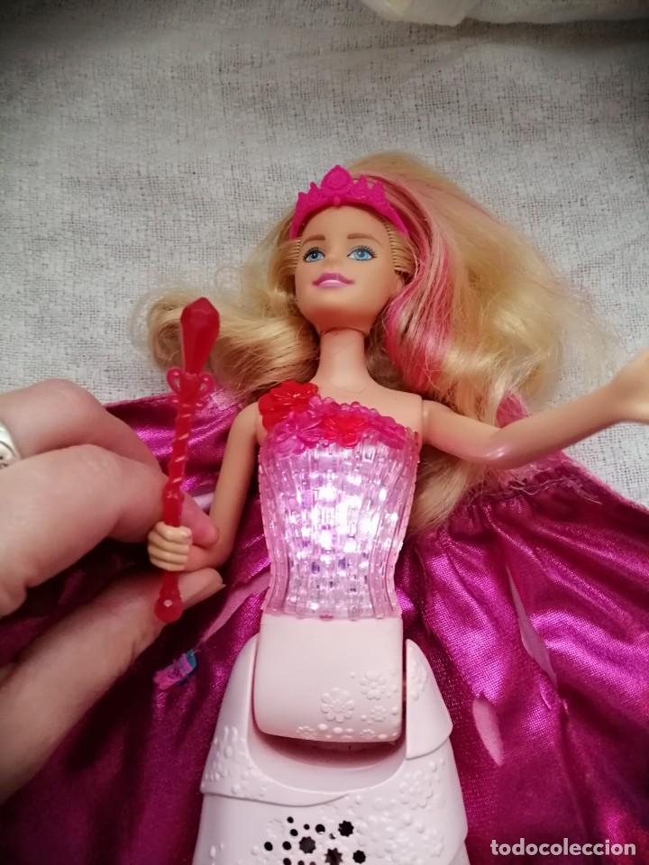 Barbie y Ken: Barbie con luz preciosa - Foto 12
