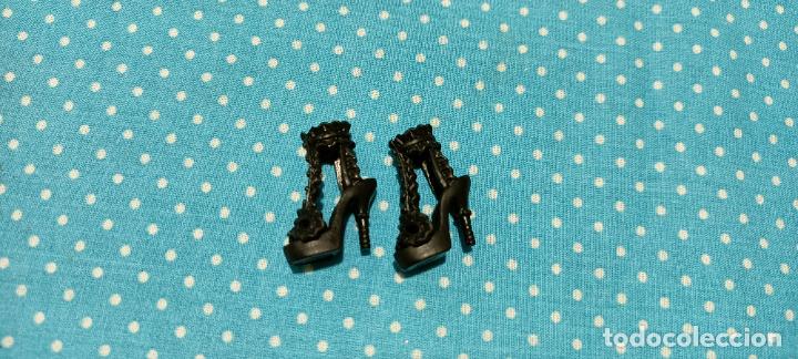 Barbie y Ken: Zapatos Barbie - Foto 1
