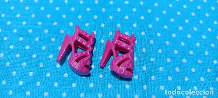 Barbie y Ken: Zapatos Barbie - Foto 1