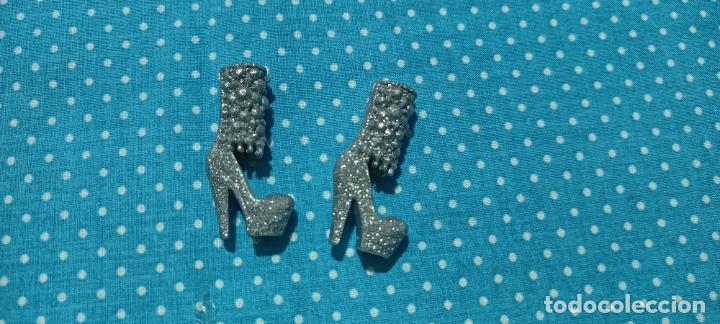 Barbie y Ken: Zapatos Barbie - Foto 1