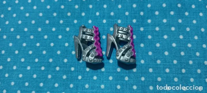 Barbie y Ken: Zapatos Barbie - Foto 1