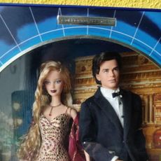 2002 Barbie & Ken As James Bond 007 Collector's Edition Set Mattel 2002 Barbie & Ken As James Bond 007 Collector's Edition Set Mattel