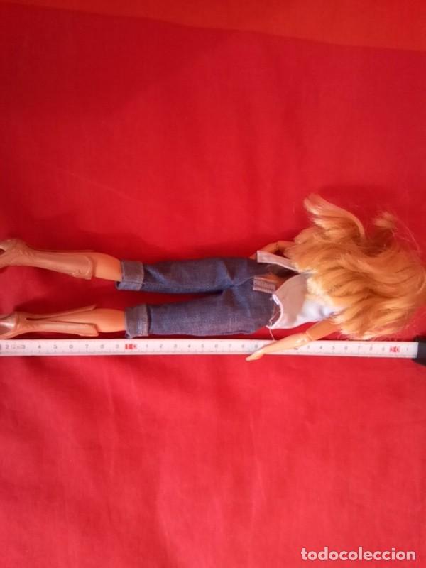 Barbie y Ken: MU&Ntilde;ECA BARBIE DE MATTEL A&Ntilde;O 2006 - Foto 5