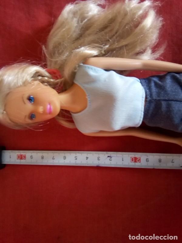 Barbie y Ken: MU&Ntilde;ECA SIMBA TIPO BARBIE - Foto 2
