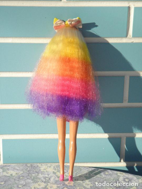 Barbie y Ken: Mu&ntilde;eca Sindy Rainbow de Hasbro - Foto 3