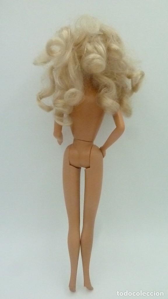 Barbie y Ken: Mu&ntilde;eca modelo Barbie. Petra 1995 - Foto 3