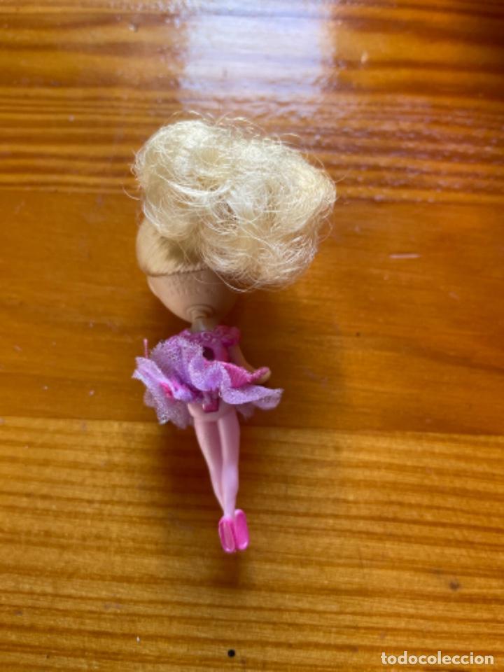 Barbie y Ken: Mini mu&ntilde;eca Barbie - Foto 2
