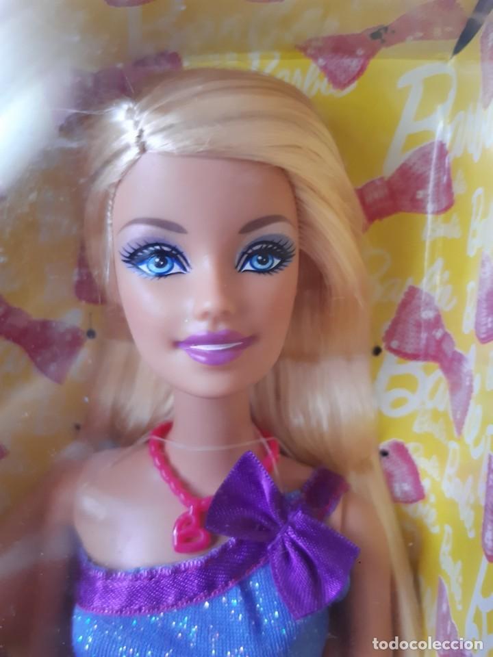 Barbie y Ken: Mu&ntilde;eca Barbie B&aacute;sica 2010 - Foto 4